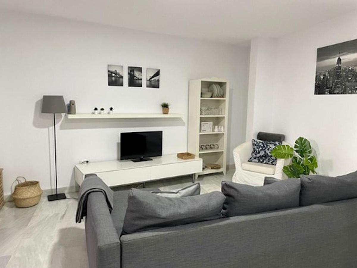 Апартаменты Holidays2Malaga Jinetes Junto Casco Historico & Parking Экстерьер фото